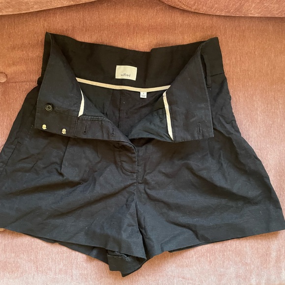 Aritzia Wilfred High Waist Shorts - Picture 1 of 7